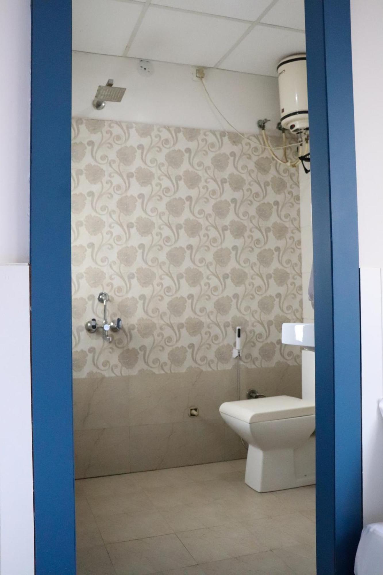 Blue Door Hotel Bundi Bilik gambar